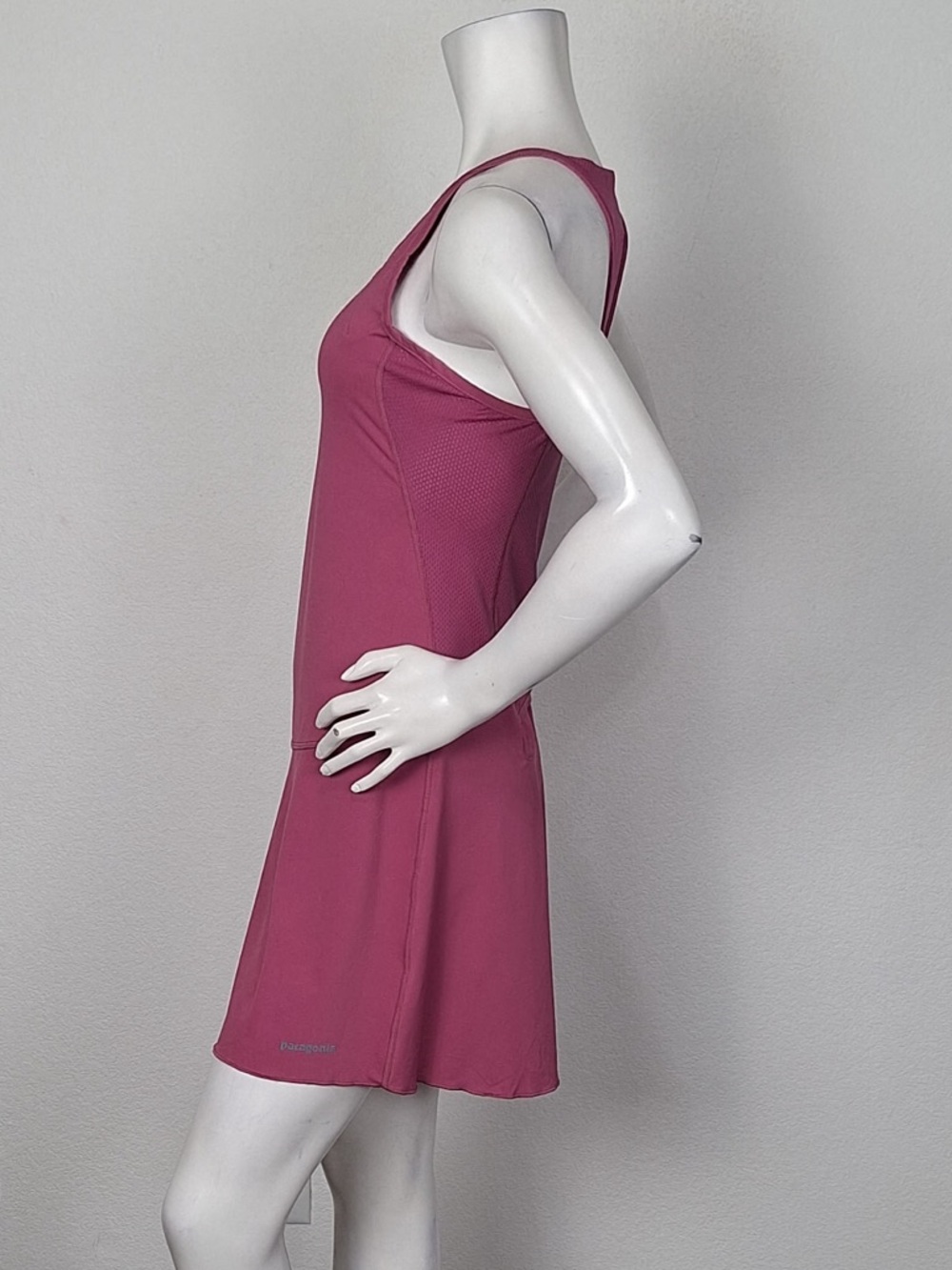 Patagonia Pink W's All Weather Sporty Gorpcore Back Pocket Mini Dress Size S - Picture 5 of 11